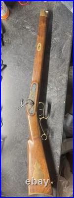 T/C Thompson Center Hawken Complete Stock 15/16Barrel Channel With Lock