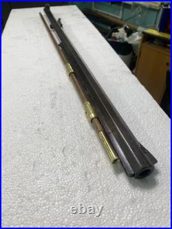 Thompson Center 50 Caliber, 15/16, 28 Browned Barrel. Mint Bore