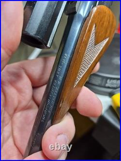 Thompson Center Contender 22 LR Blued Oct 10 Barrel and 1.5 Lobo Scope Forend