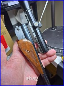 Thompson Center Contender 22 LR Blued Oct 10 Barrel and 1.5 Lobo Scope Forend